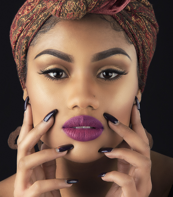 Natural High End Model Retouch