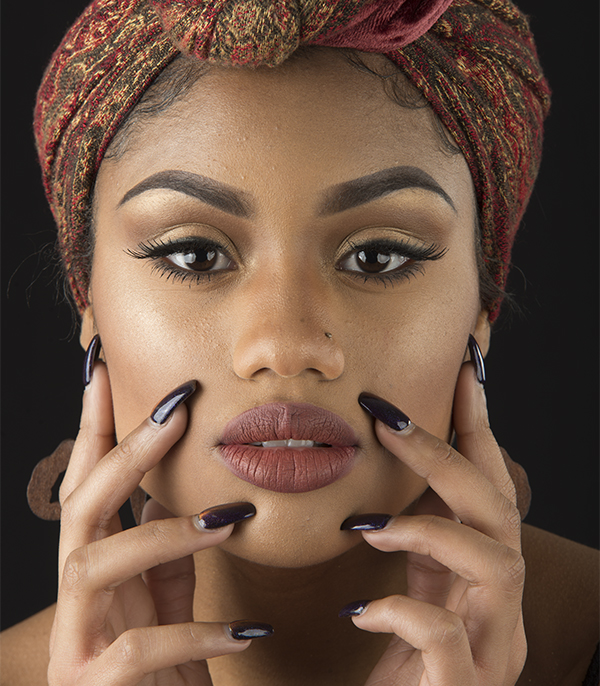 Natural High End Model Retouch