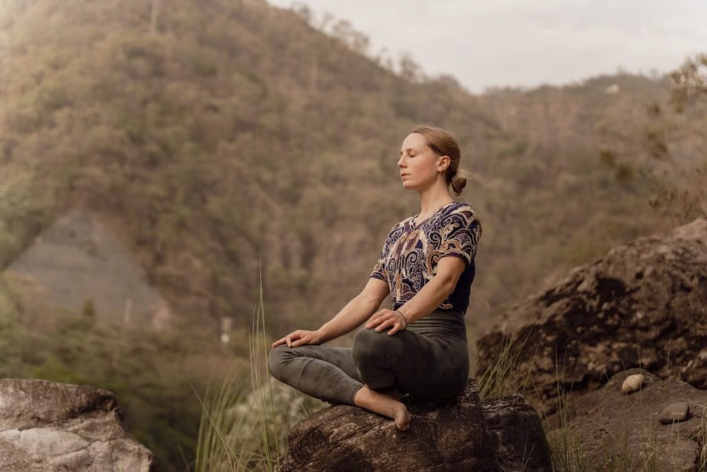 principles-of-art-woman-meditating